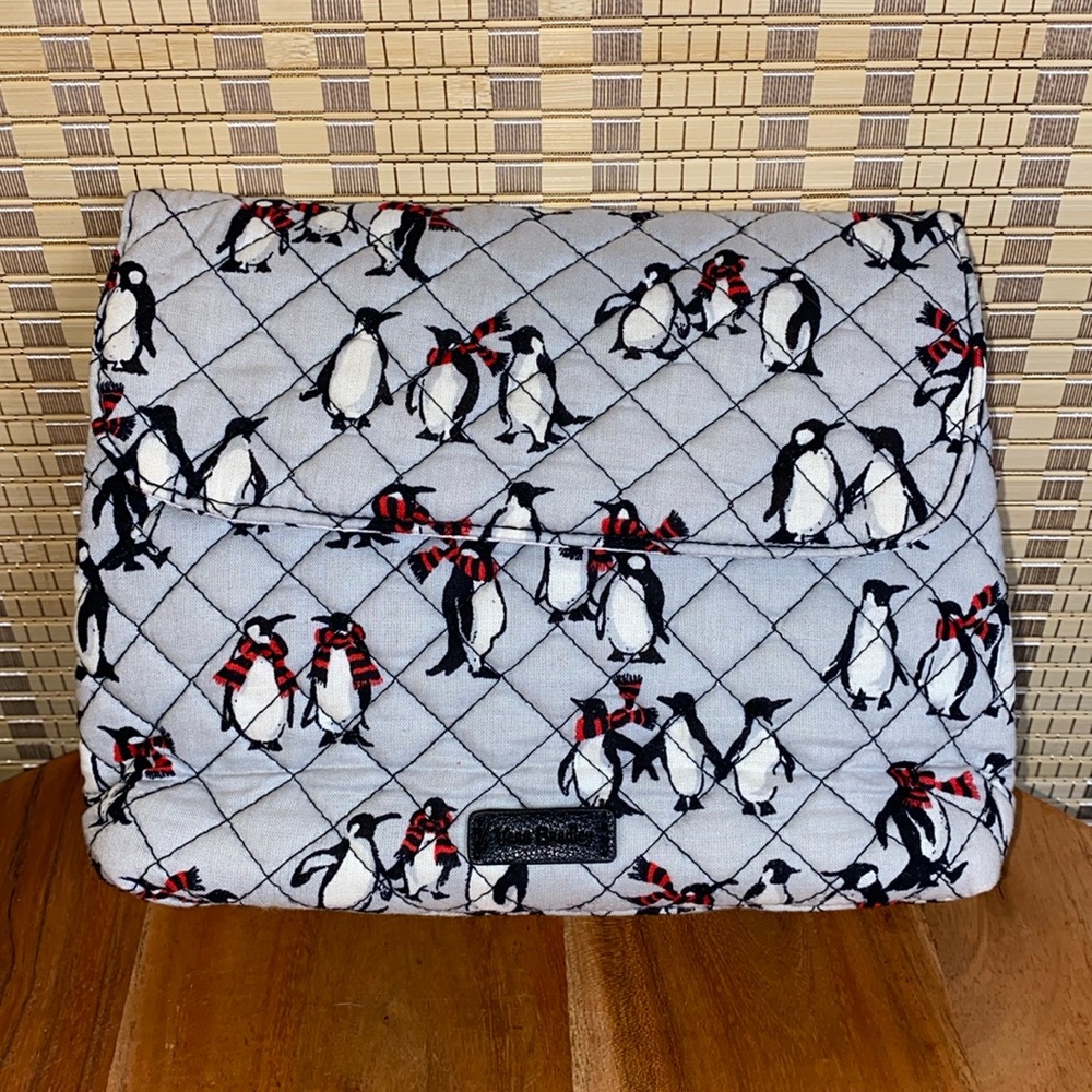 Vera Bradley Gray Playful Penguins Quilted 5 Brush Travel Make Up Cosmetic Bag